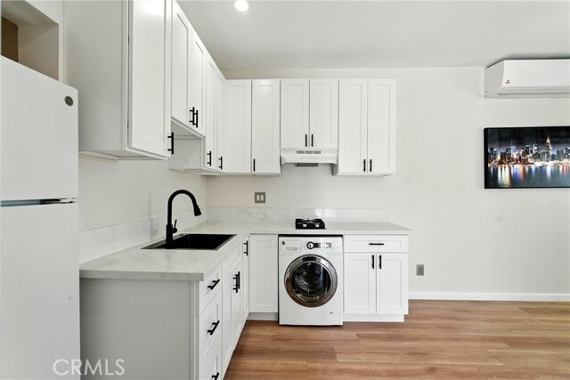 Building Photo - 13700 Branford St