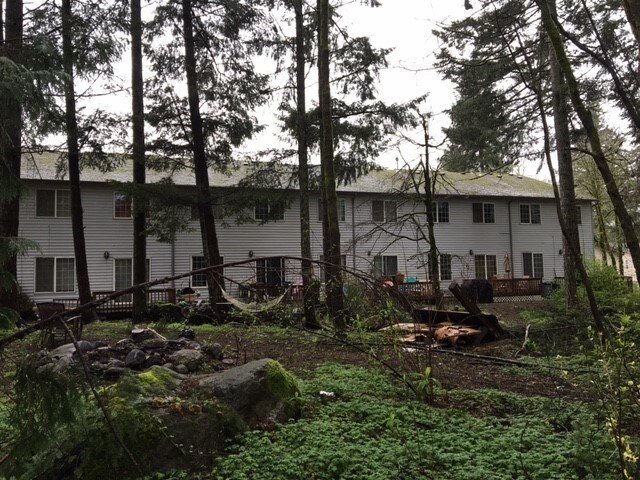 Building Photo - 20 Park Lane Pl