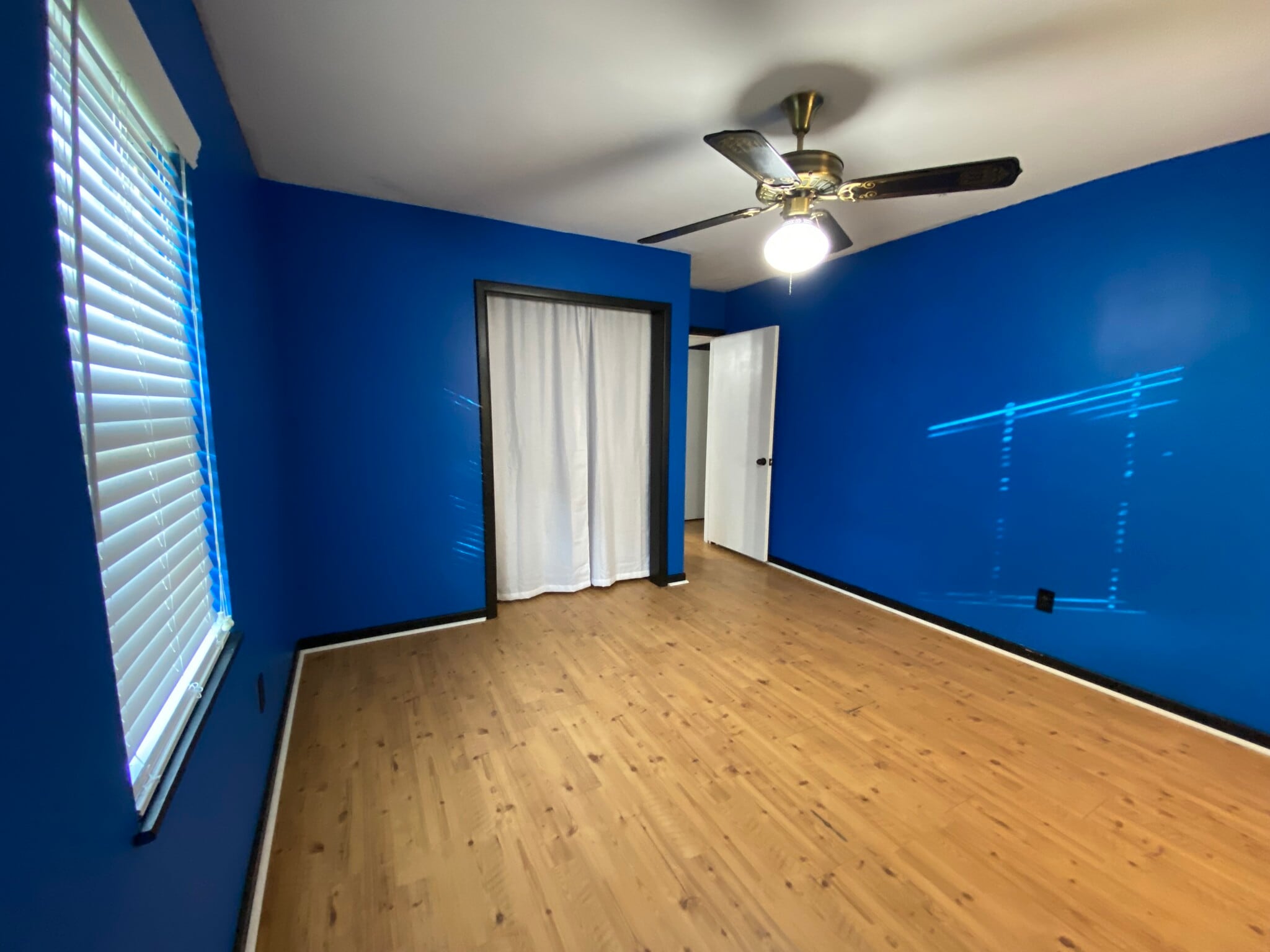 Bedroom 2 - 2101 Palmore Rd