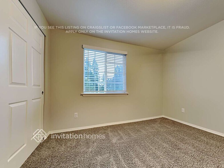 Building Photo - 8733 Milbanke Dr SE