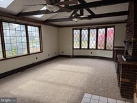 Building Photo - 328 Hutchinson Terrace