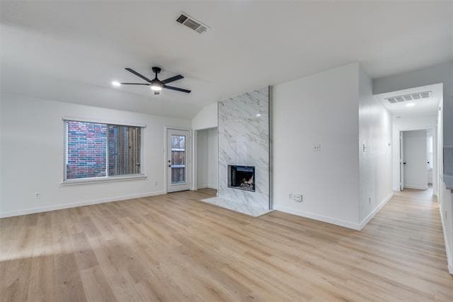 Building Photo - 3023 San Martin Dr