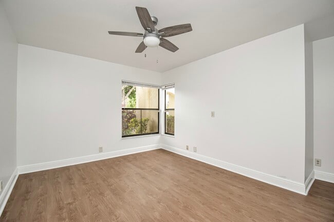 Building Photo - 7794 Villa Nova Dr