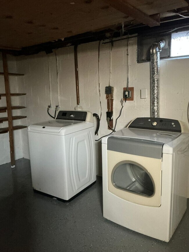 Building Photo - 604 Erford Rd