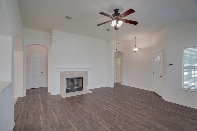 Building Photo - 311 Gainer Dr