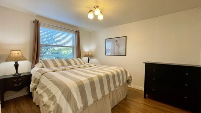 Building Photo - Furnished 1 Bedroom Flat Near Downtown SLO ** All Utilities Included