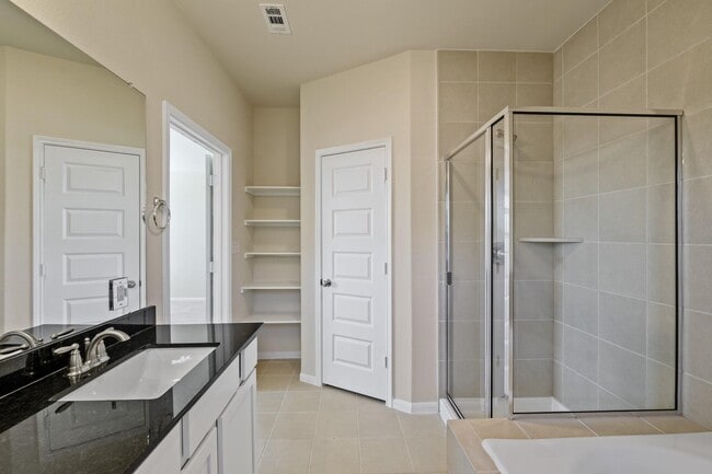 Building Photo - 14410 Sweetwater Dr