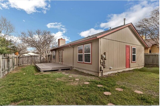 Building Photo - 12708 La Salle Dr