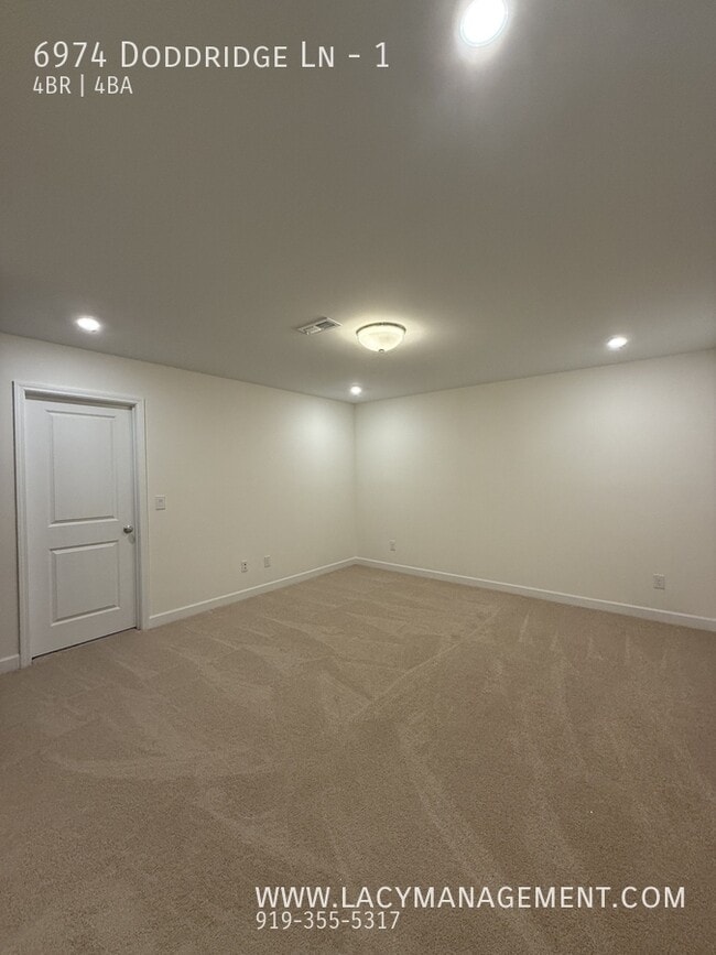 Building Photo - 6974 Doddridge Ln