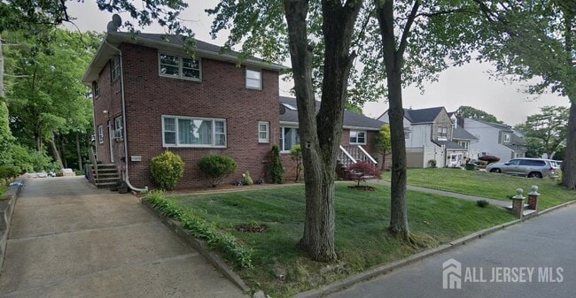 Primary Photo - 20 Columbia Pl