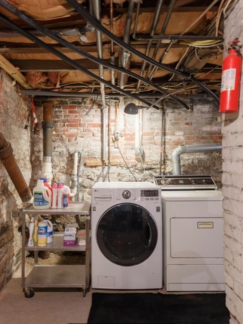 Building Photo - 9 Laurel St