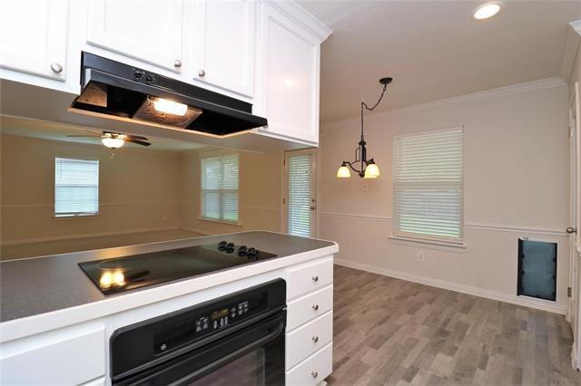 Building Photo - 7008 Hanging Cliff Pl