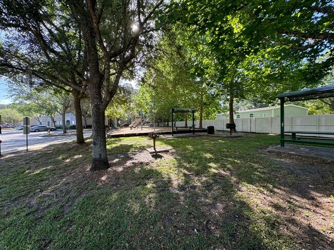 Building Photo - Move In Special! 1/2 Off 1st Months Rent