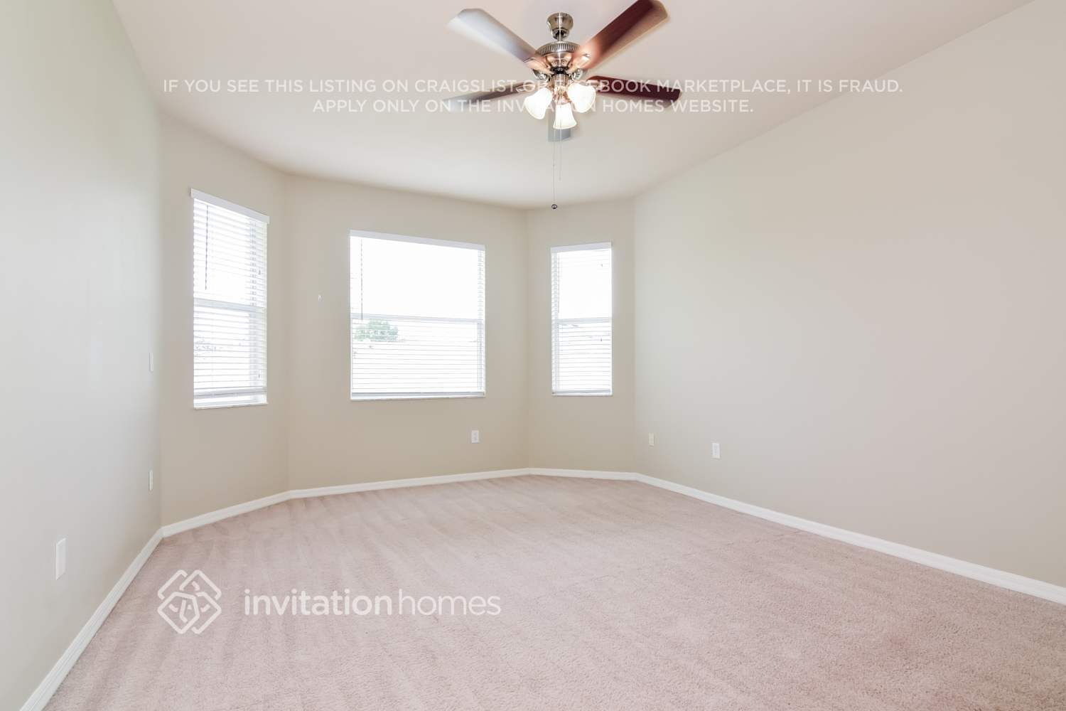 Building Photo - 5643 Aral Dr