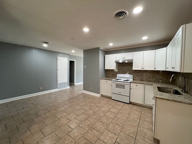 Building Photo - Home for Rent in Montgomery