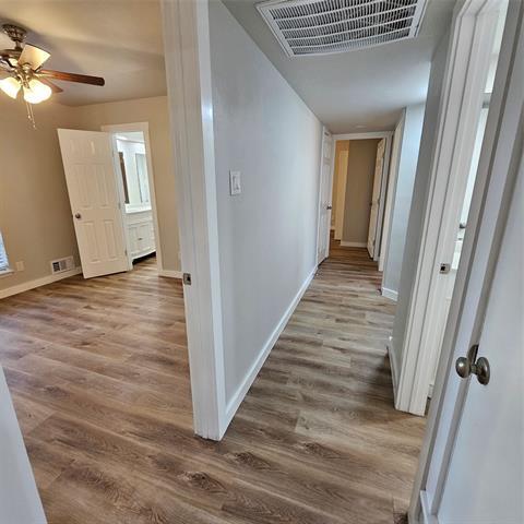 Building Photo - 1614 Matagorda Dr