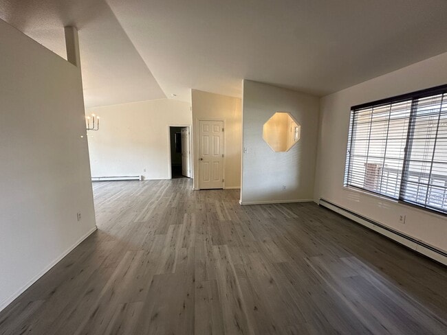 Building Photo - Residential Living