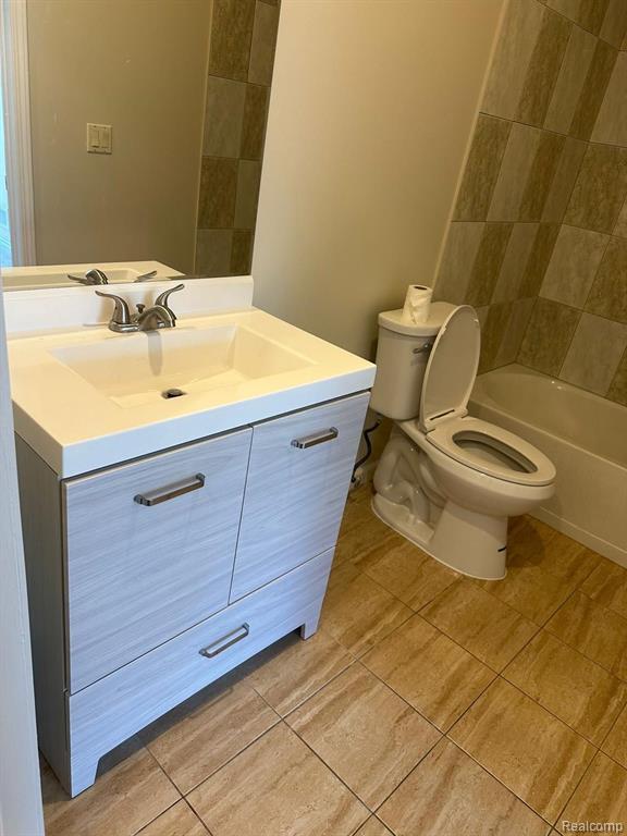 Building Photo - 27860 Berrywood Ln