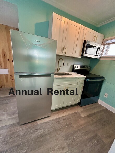 Building Photo - 51 Franklin Ave