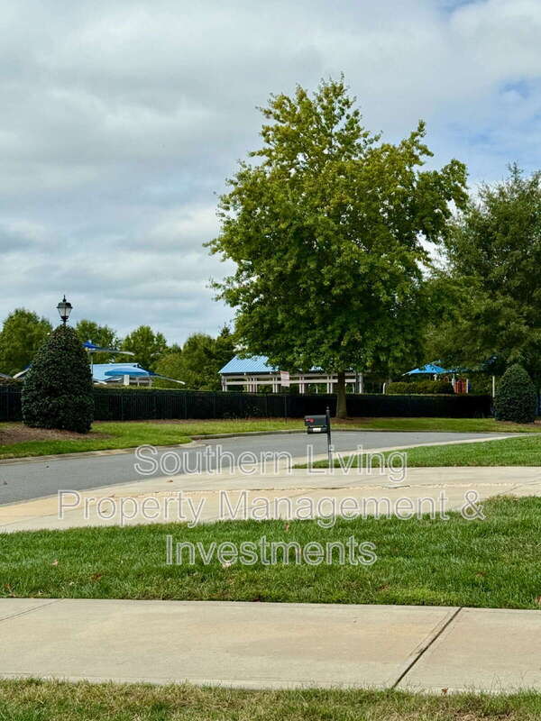 Building Photo - 9516 Birkwood Ct