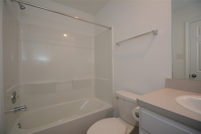 Building Photo - 1319 Winding Willow Dr