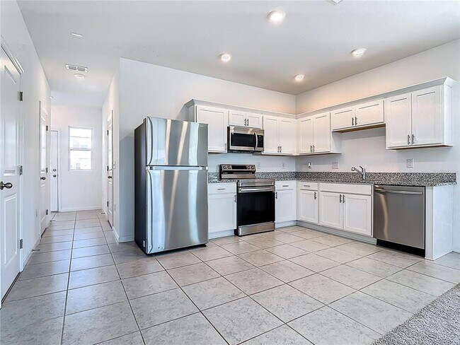 Building Photo - 373 Grand Pne Ln