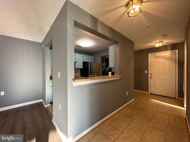 Building Photo - 12907 Churchill Ridge Cir
