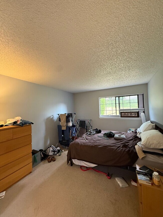 Building Photo - Spacious 2bd/2ba Condo- Lakewood CO, Available 7/10/26!