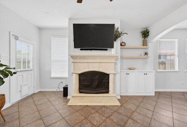 Building Photo - 15226 Olmstead Park Dr