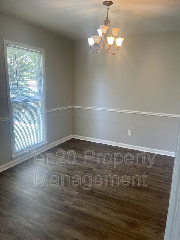 Building Photo - 3249 Jottings Dr