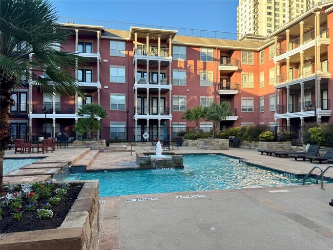 Building Photo - 2400 McCue Rd