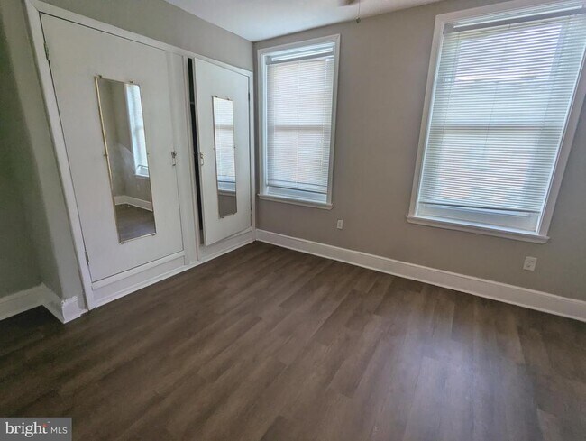 Building Photo - 2747 N Judson St