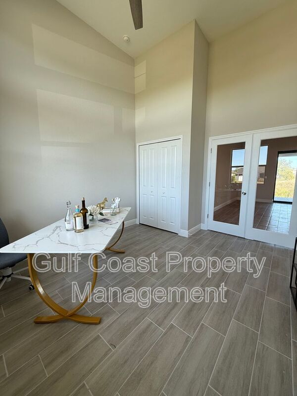 Building Photo - 1229 NE 19th Ave