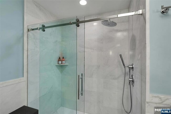 Building Photo - 9 Ave at Port Imperial