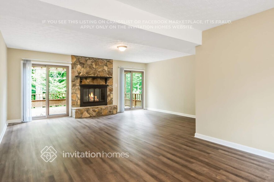 Building Photo - 3164 Periwinkle Dr