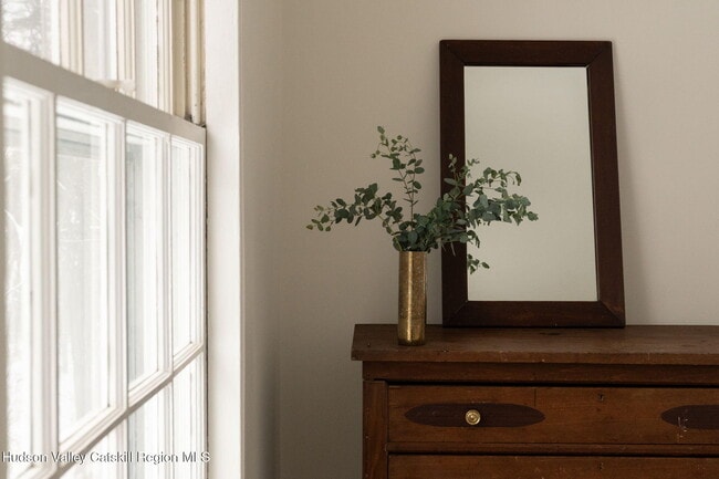 Building Photo - 56 Willowdale Farm Rd