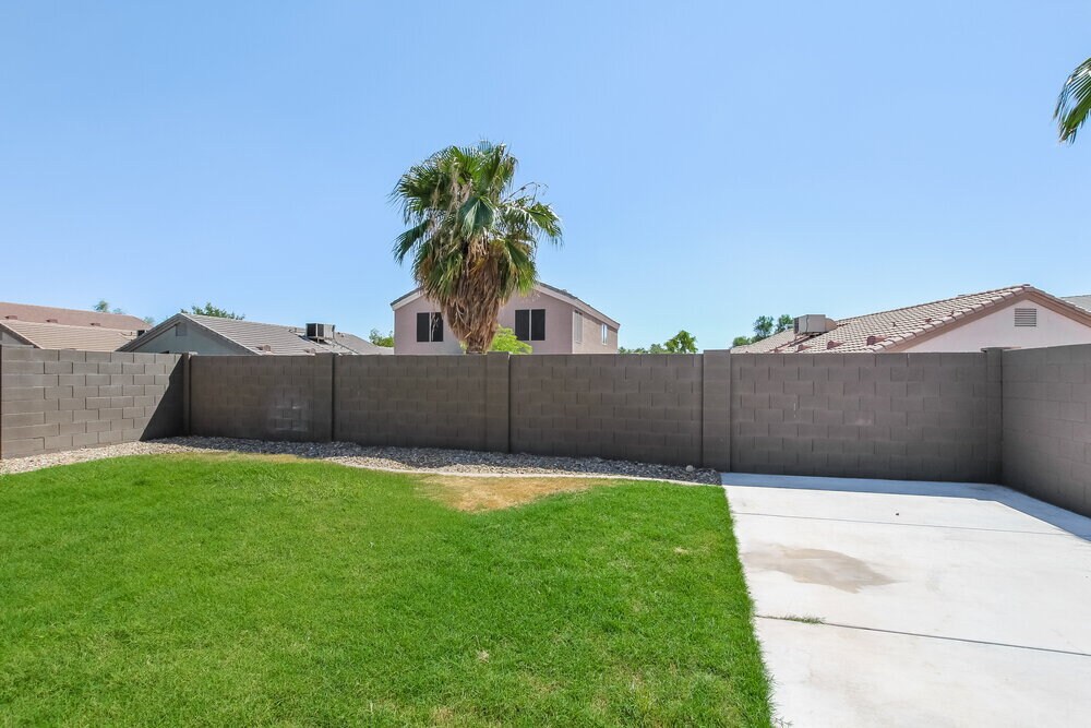 Building Photo - 12821 W Crocus Dr