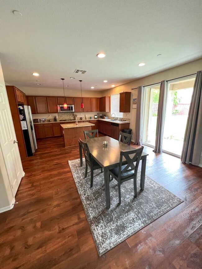 Building Photo - COMING SOON! Beautiful Redhawk home locate...