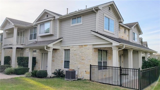 Building Photo - 1900 Scofield Ridge Pkwy