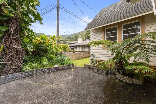 Building Photo - 2910 Nanihale Pl