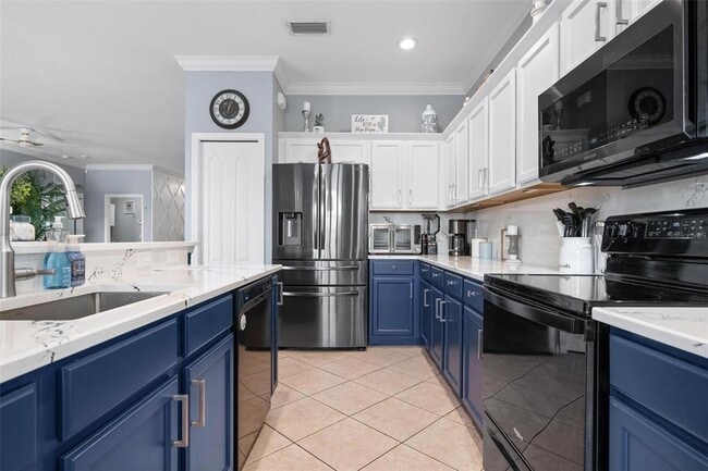 Building Photo - 5012 Lakehurst Ct