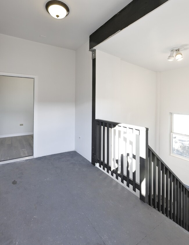 Building Photo - 3621 S Winchester Ave