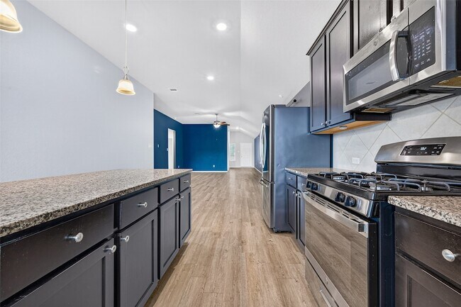 Building Photo - 6747 Scarlet Sagebrush St