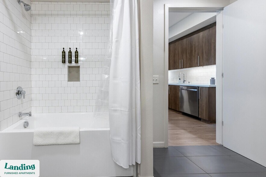 Building Photo - 372 Fourth Ave