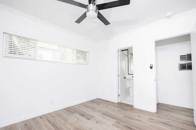 Building Photo - 27992 Celia Rd