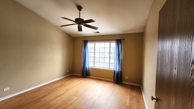 Building Photo - 2325 Twilight Dr