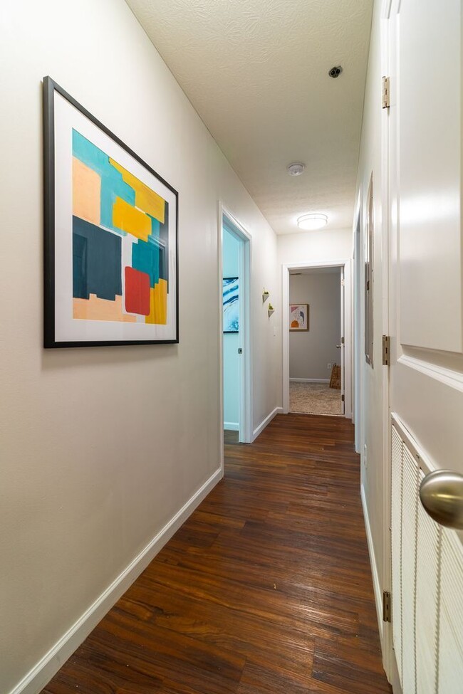 Building Photo - 250 Chittenden Ave