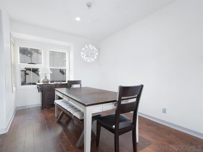 Building Photo - 8541 Old Stonefield Chase