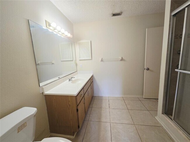 Building Photo - 6425 Drexel Dr