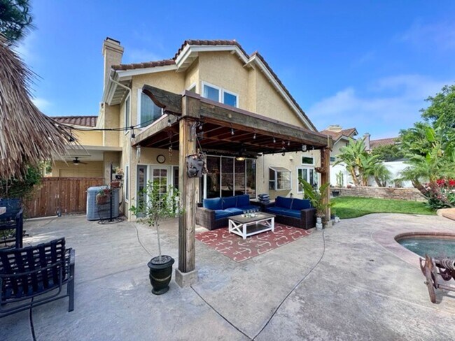 Building Photo - 5 bedroom South Temecula home with a Pool ...